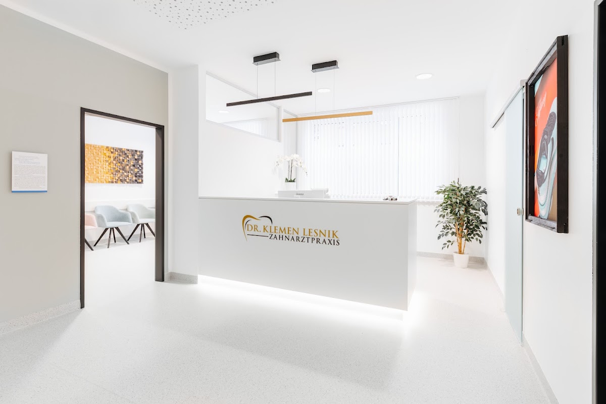 Zahnarztpraxis Dr. Lesnik – Praxisansicht 4