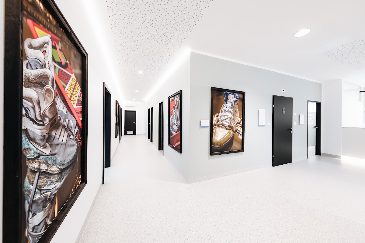 Zahnarztpraxis Dr. Lesnik – Praxisansicht 5